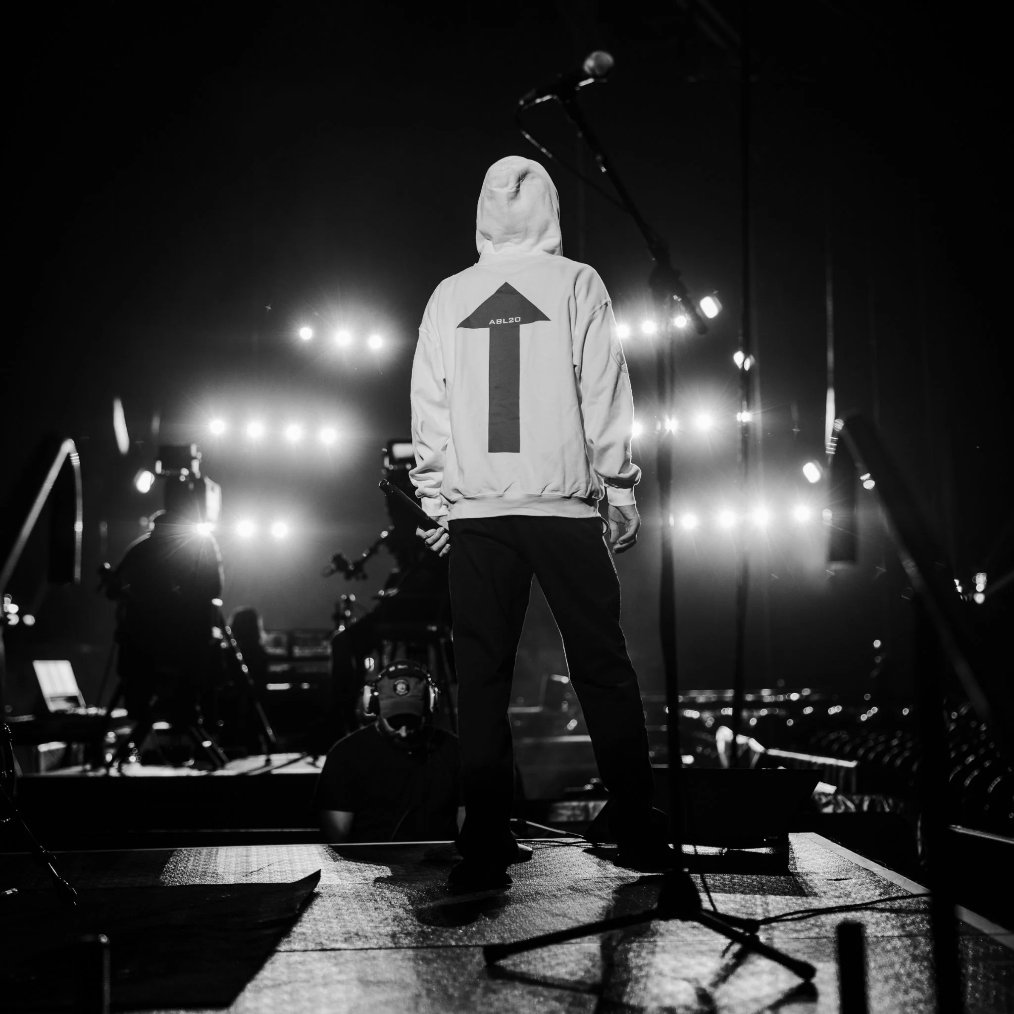 A Beautiful Lie 20th Anniversary Arrow Hoodie - Image 6