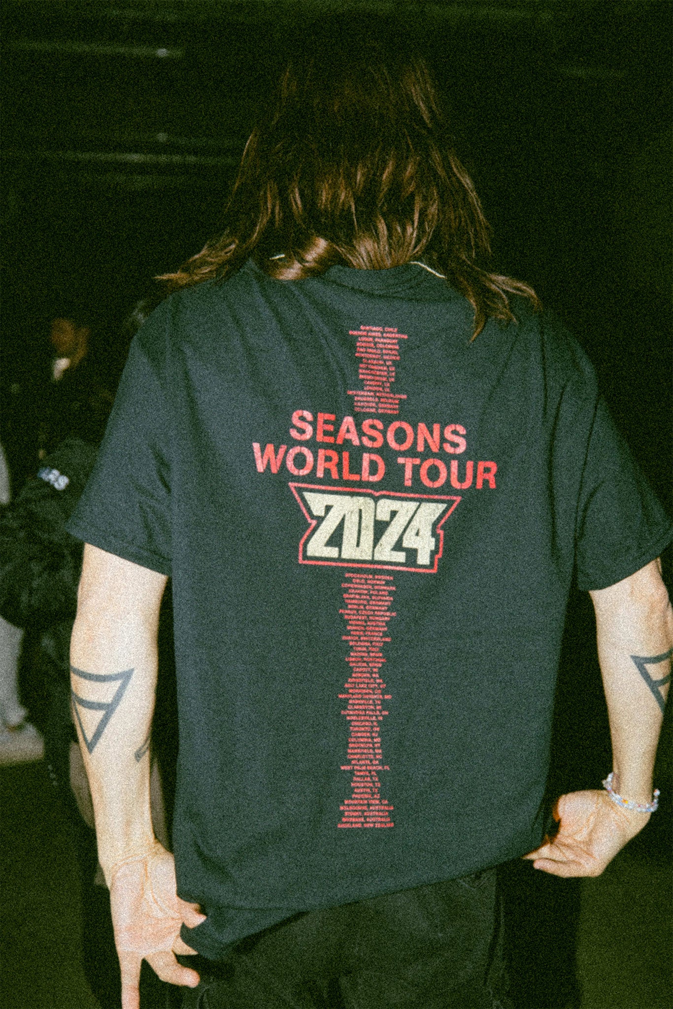 Seasons Tour 2024 Vintage MARS Tee - Image 4